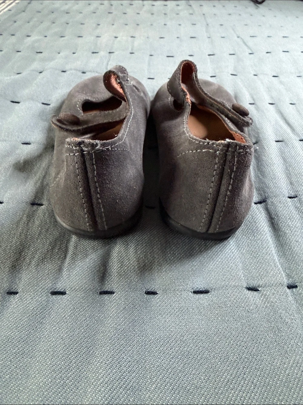 Zara soft gray